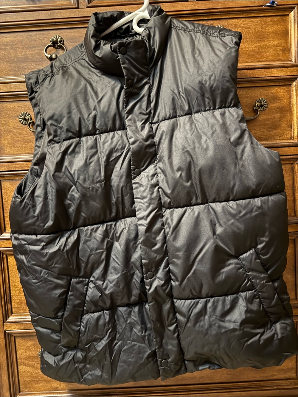 Old Navy Men's Black Quilted Puffer Vest